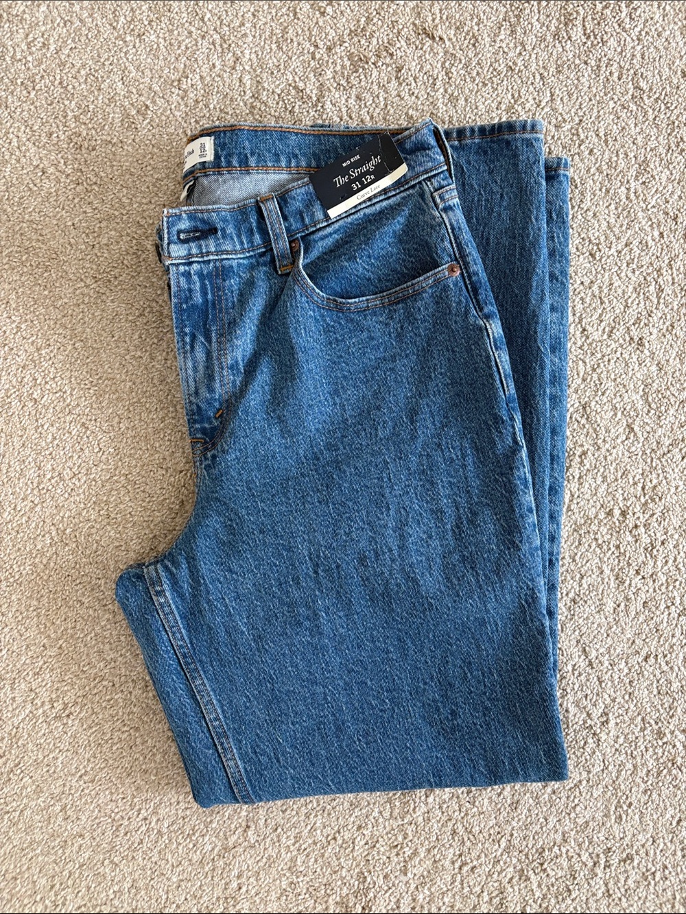 Abercrombie and fitch the straight mid rise curve love
